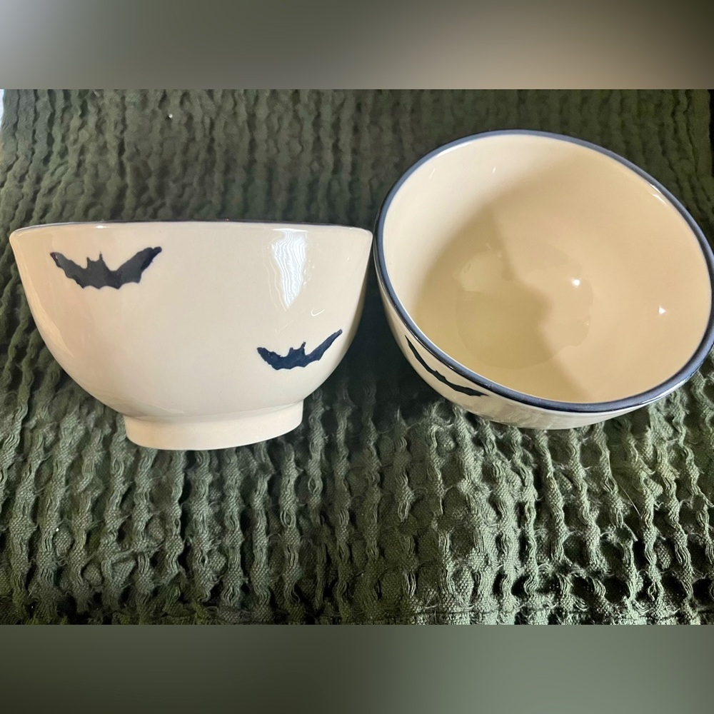 HOMEGOODS bat bowls